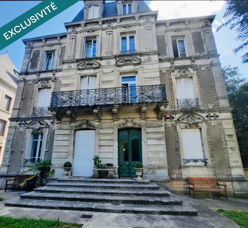 Maison - 200 m² - 10 pièces