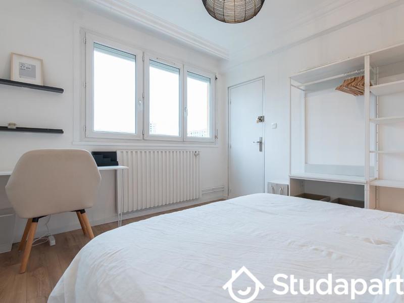 Chambre - 10 m² - 1 pièce