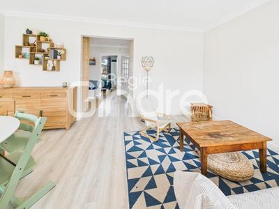 Appartement - 85 m² - 4 pièces