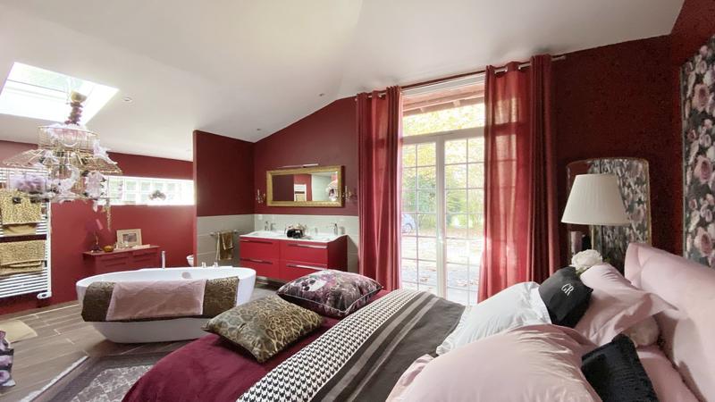 Maison - 230 m² - 7 pièces