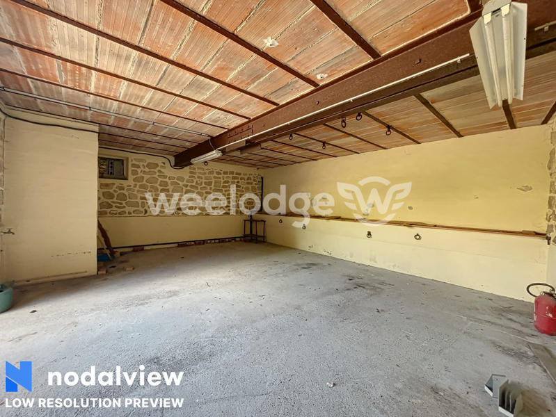 Maison - 313 m² - 10 pièces