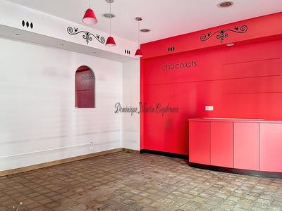 Immeuble - 70 m² - 6 pièces