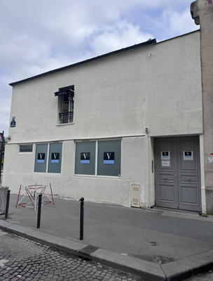 Local commercial - 366 m²