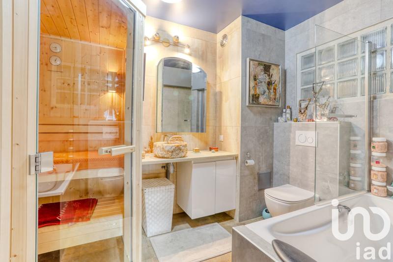 Appartement - 97 m² - 4 pièces