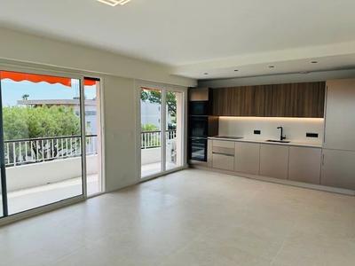 Appartement - 87 m² - 4 pièces