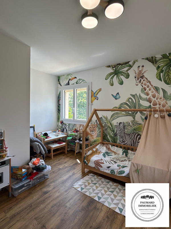 Maison - 104 m² - 8 pièces