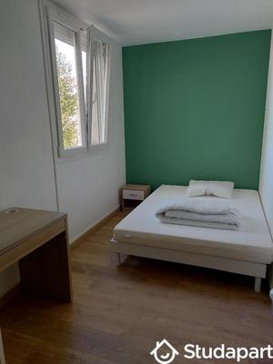 Chambre - 9 m² - 1 pièce