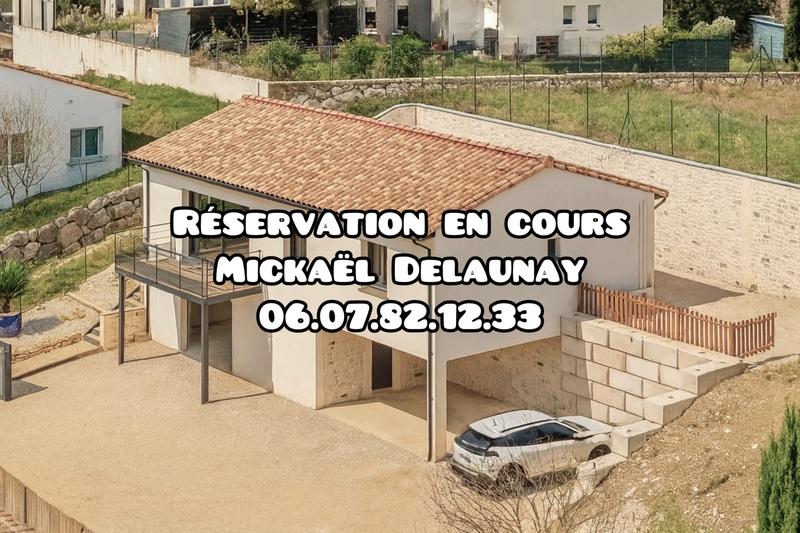 Maison - 97 m² - 4 pièces