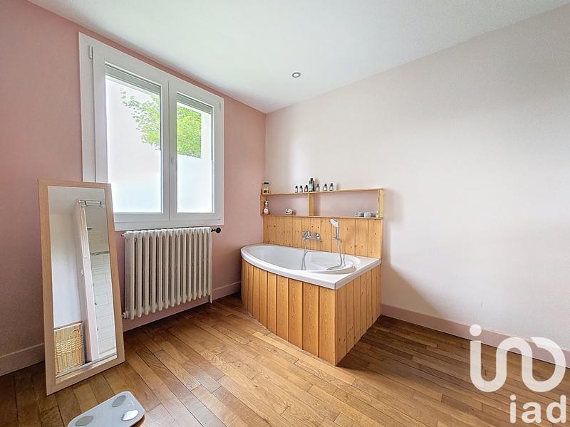 Maison - 96 m² - 4 pièces