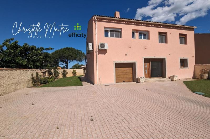 Maison - 181 m² - 6 pièces