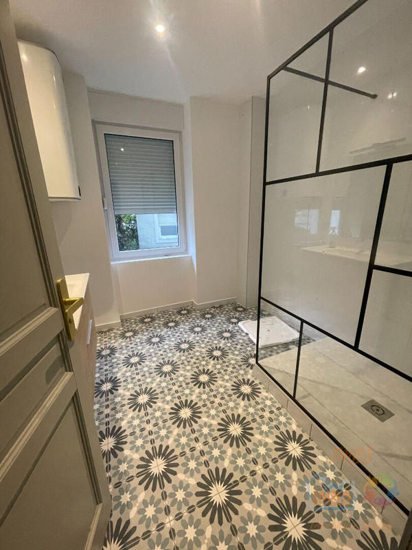 Appartement - 97 m² - 4 pièces