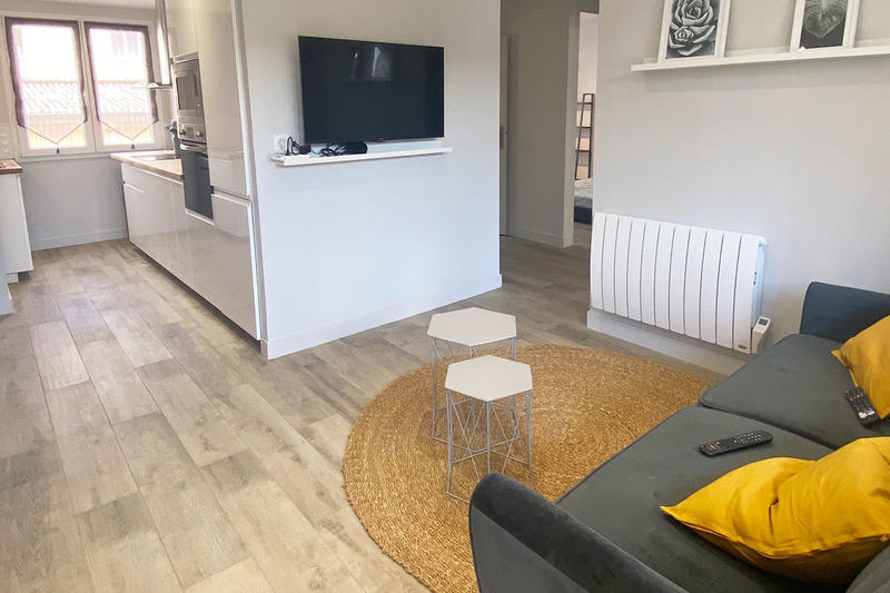 Appartement - 80 m² - 4 pièces