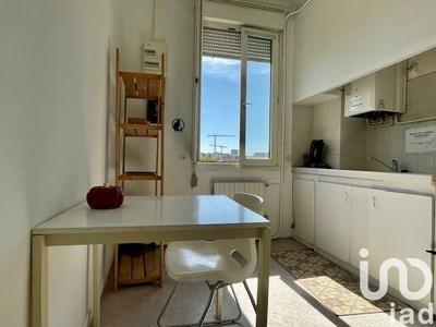 Appartement - 79 m² - 4 pièces