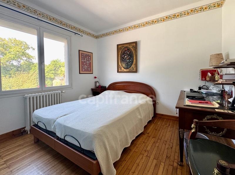 Maison - 180 m² - 6 pièces