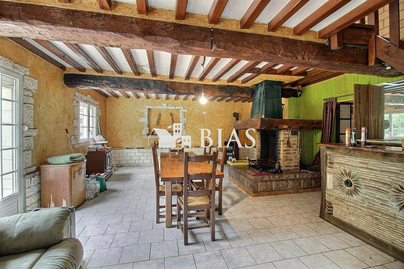 Maison - 130 m² - 8 pièces