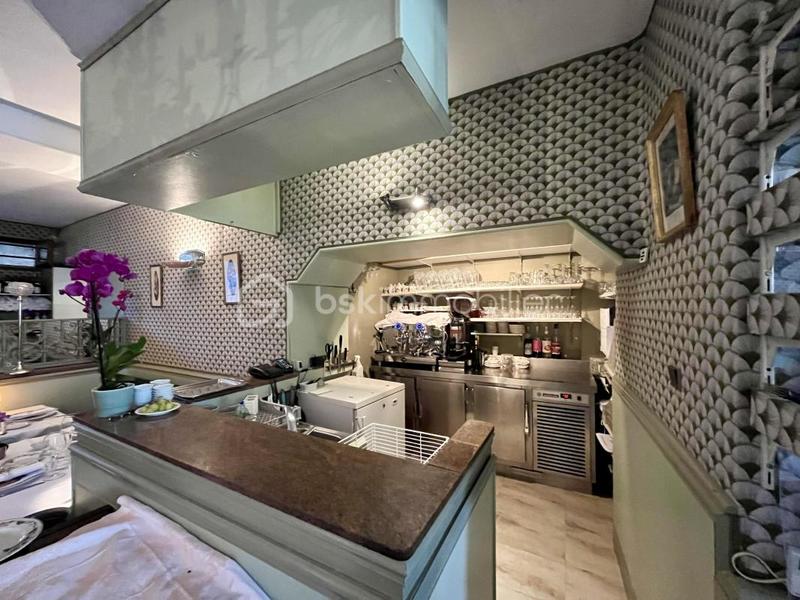 Immeuble - 200 m² - 8 pièces