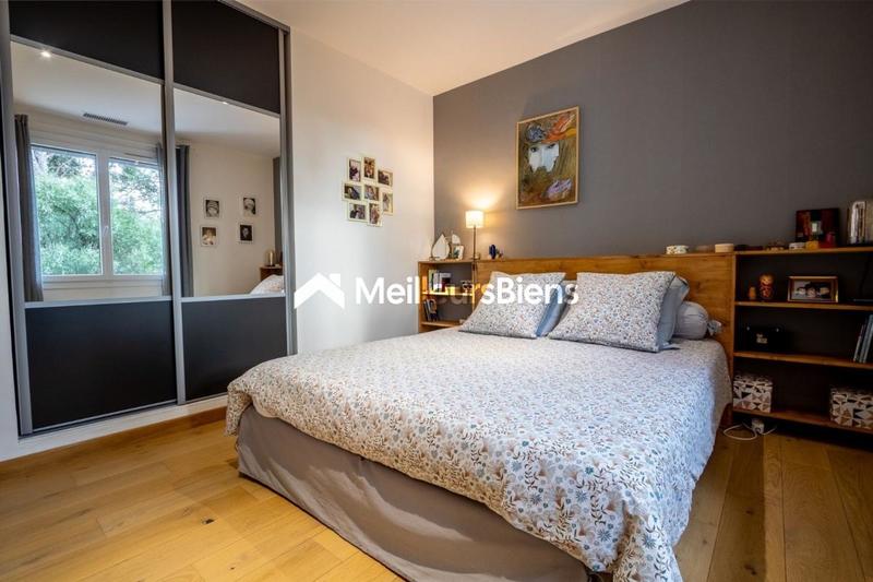 Villa - 188 m² - 8 pièces