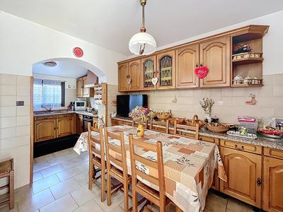 Maison - 104 m² - 4 pièces