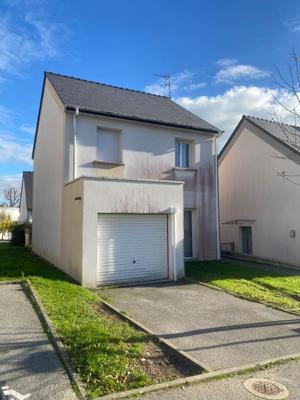 Maison - 80 m² - 4 pièces