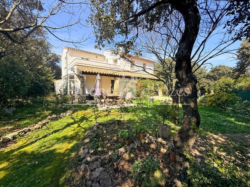 Maison - 170 m² - 6 pièces