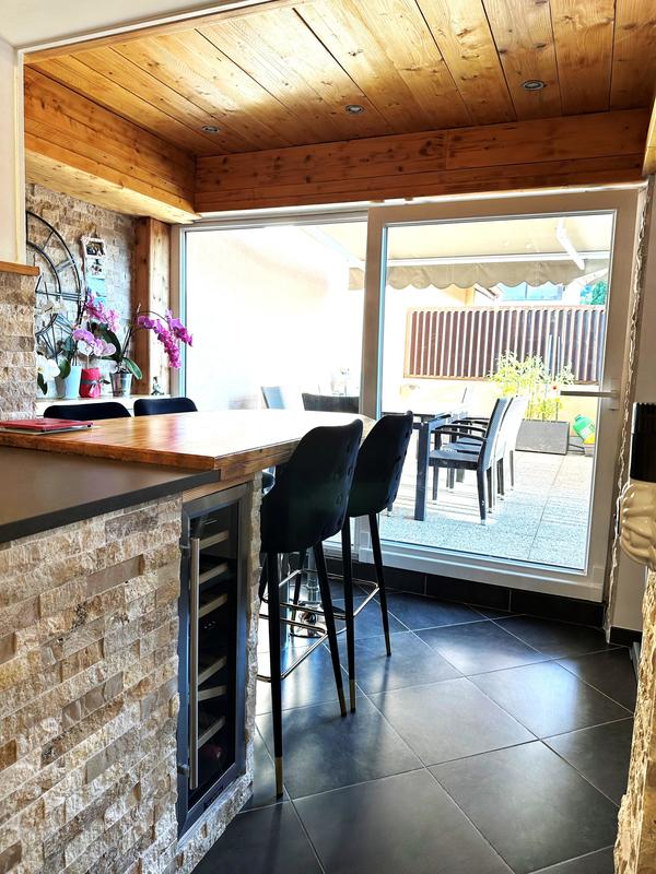 Appartement - 96 m² - 4 pièces