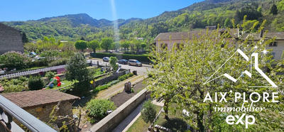 Maison - 282 m² - 10 pièces