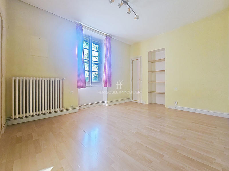 Maison - 363 m² - 12 pièces