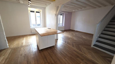 Maison - 111 m² - 5 pièces
