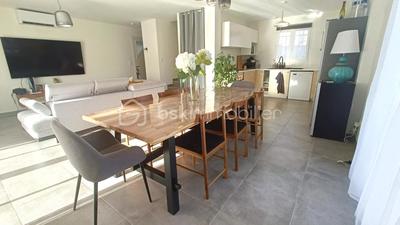 Villa - 93 m² - 4 pièces