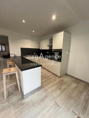 Maison - 98 m² - 5 pièces