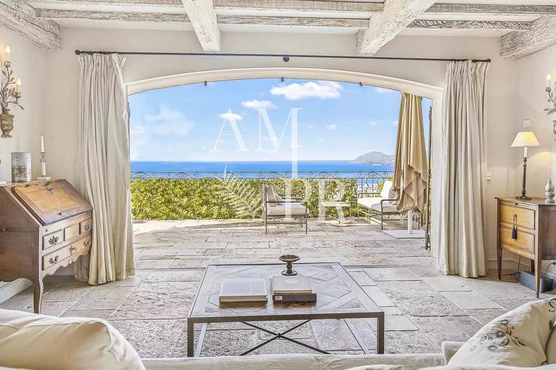 Villa - 185 m² - 7 pièces