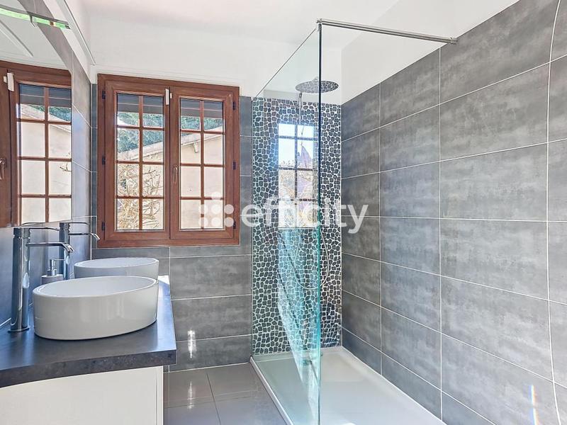 Pavillon - 118 m² - 5 pièces