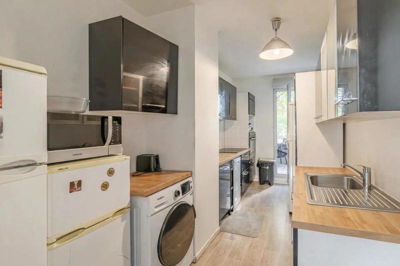 Appartement - 100 m² - 5 pièces