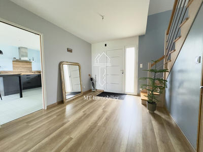 Maison contemporaine - 196 m² - 7 pièces