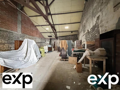 Local commercial - 126 m² - 1 pièce