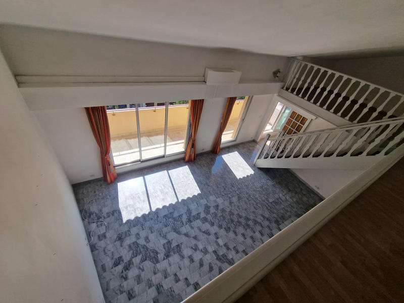 Appartement - 105 m² - 4 pièces