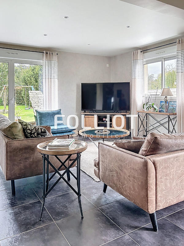 Maison - 171 m² - 7 pièces