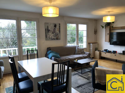 Maison - 100 m² - 6 pièces