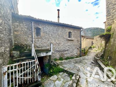 Maison de village - 97 m² - 4 pièces