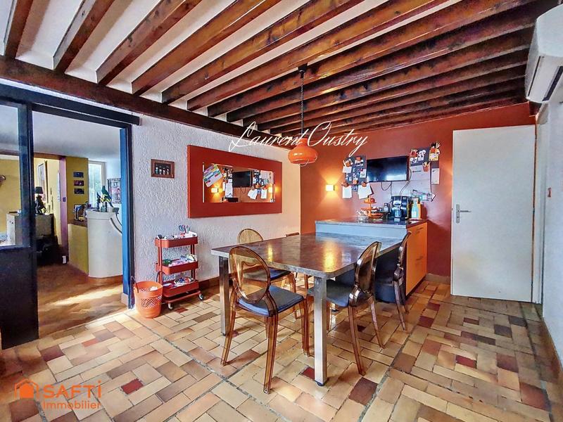 Maison - 270 m² - 10 pièces