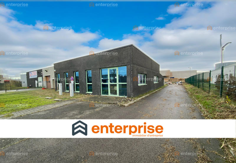 Local d'activité / Entrepôt - 570 m²