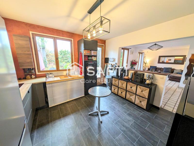 Maison - 140 m² - 6 pièces