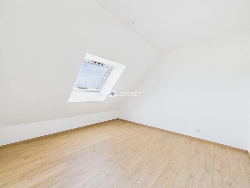 Maison - 111 m² - 5 pièces