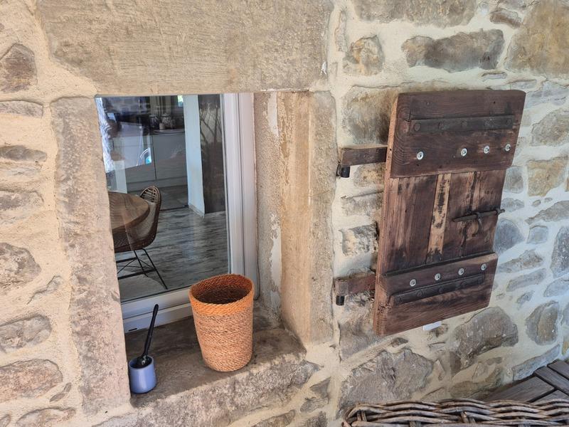 Maison en pierre - 180 m² - 6 pièces