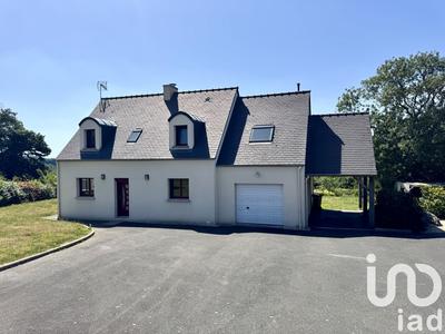 Maison - 135 m² - 6 pièces