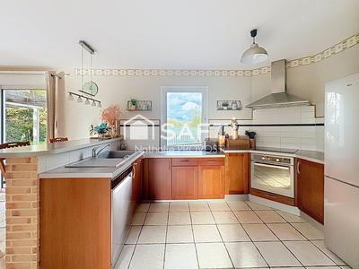 Maison - 151 m² - 7 pièces