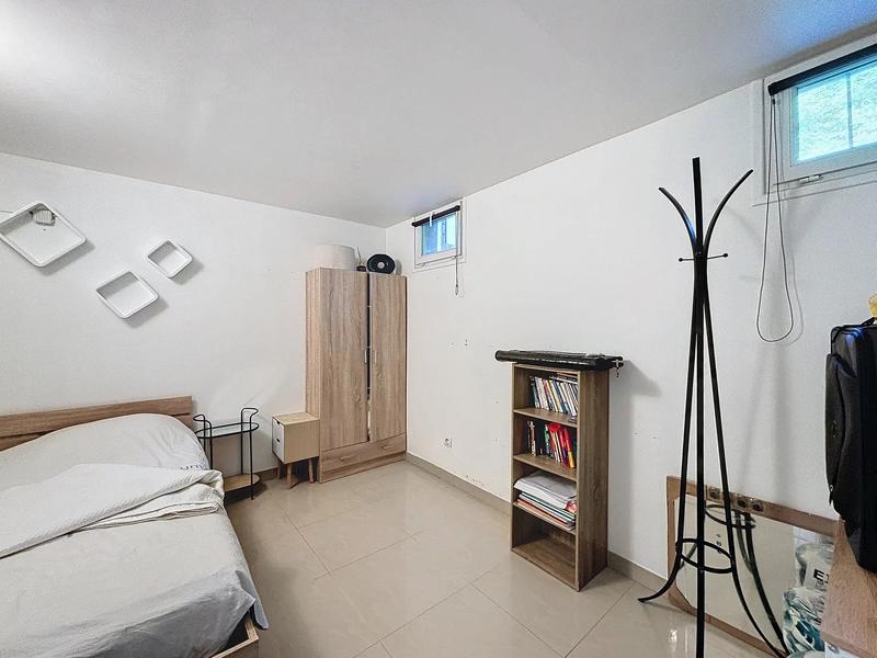 Maison - 125 m² - 8 pièces