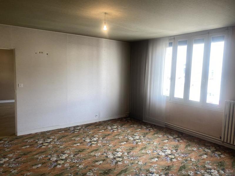 Maison - 448 m² - 9 pièces