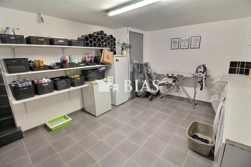 Maison - 168 m² - 7 pièces