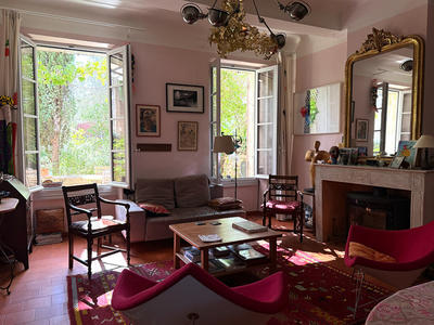 Maison de maîtres - 264 m² - 7 pièces